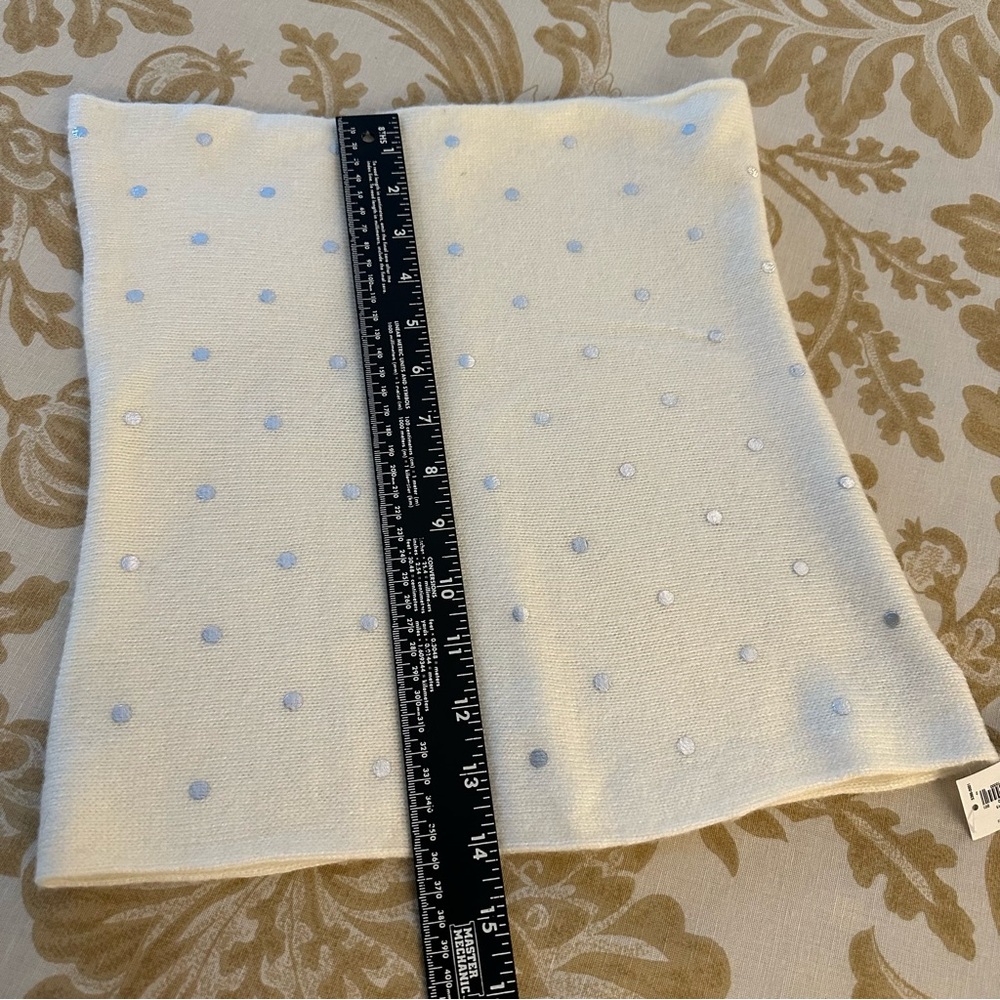 Infinity Scarf - Picture 4 of 6